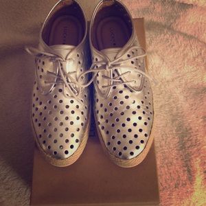 Lucky Brand Metallic Silver shoes